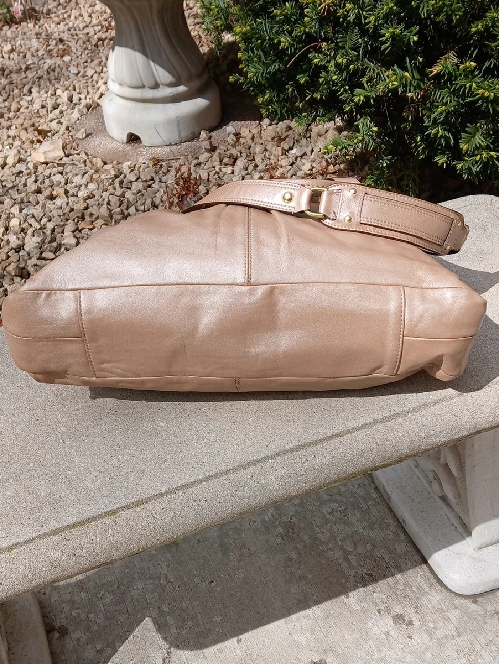 Coach ASHLEY CARRYALL LEATJER BAG F15513